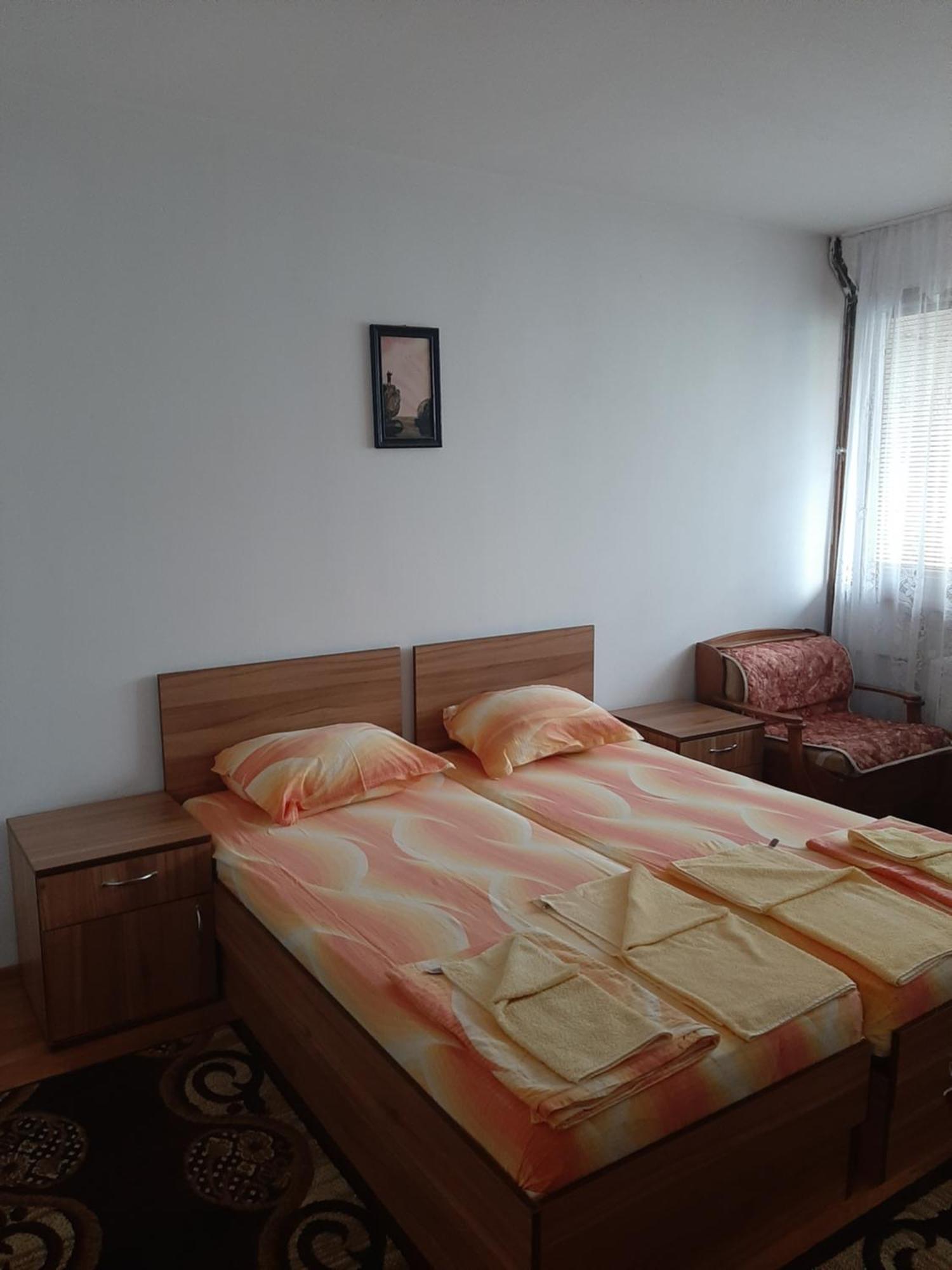 Къща За Гости Петрови Primorsko Bilik gambar
